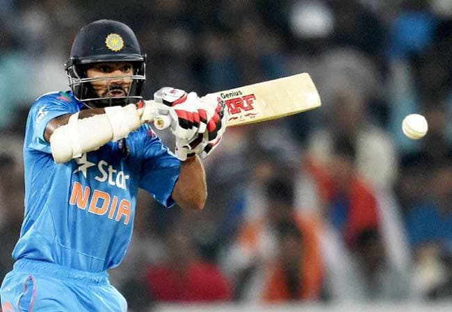 कुछ रोचक ट्वीट : आमिर खान ने कहा- शिखर, चक्की का पता बता दे भाई