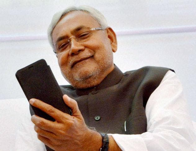 पढ़िये, नीतीश के शपथग्रहण पर प्रभात खबर पटना के संपादक पंकज मुकाती की टिप्पणी