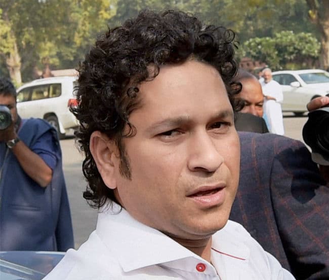 संतुष्ट तो नहीं, लेकिन खुश हूं : सचिन तेंदुलकर