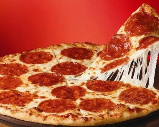 अब ट्रेन में भी मंगा सकते हैं पिज्जा