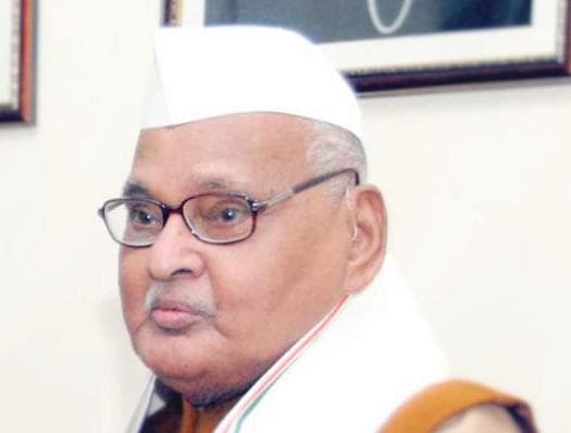 राज्यपाल रामनरेश यादव नयी दिल्ली रवाना