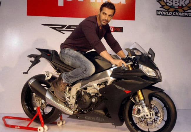 ...अब ''FORCE 2'' में खतरनाक स्‍टंट करते नजर आयेंगे जॉन अब्राहम