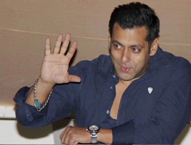 हिट एंड रन मामला: तीन मार्च को सलमान खान के ड्राइविंग लाइसेंस को लेकर सुनवायी