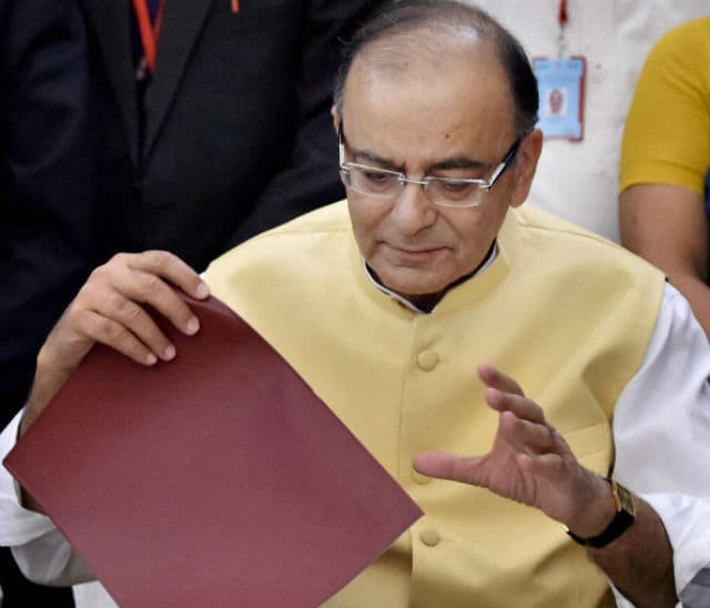 पढ़िए वित्तमंत्री का बजट भाषण : राजकोषीय घाटे को तीन प्रतिशत तक लाने व 2022 तक गरीबी हटाने का लक्ष्य