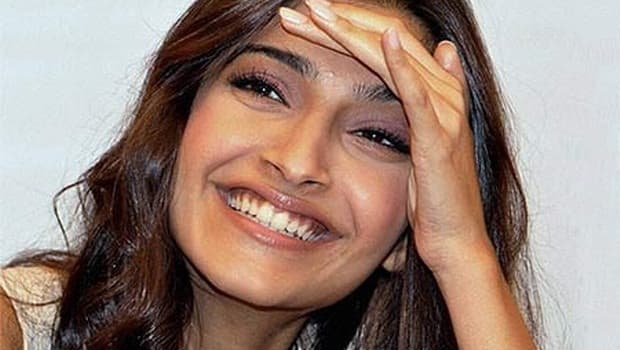 अभिनेत्री सोनम कपूर को हुआ स्वाइन फ्लू, अस्‍पताल में भर्ती