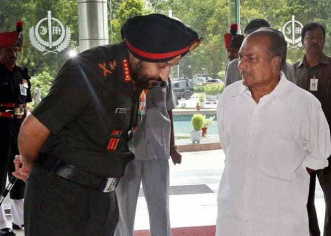 भारतीय रक्षा मंत्रालय में पाकिस्तानी खुफिया एजेंसी आइएसआइ ने लगाई सेंध