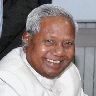 रांची : मोरहाबादी में राज्य के कोने-कोने से जुटे जनजातीय समाज के लोग