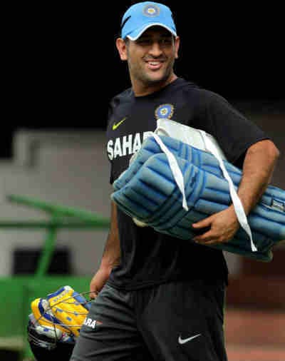 गेल और डिविलियर्स ने उड़ायी धौनी की रातों की नींद