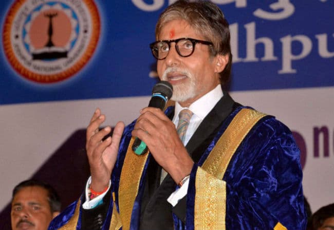 स्‍मार्टफोन ने ले ली है बातचीत की जगह : अमिताभ