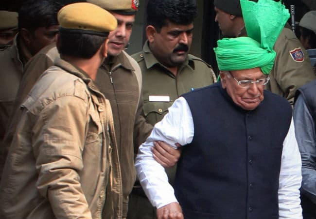 जेबीटी घोटाला : उच्च न्यायालय ने बरकरार रखी चौटाला पिता-पुत्र की दस साल की कैद