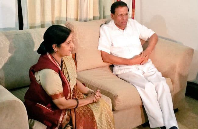 विदेश मंत्री सुषमा स्वराज ने की श्रीलंकाई राष्ट्रपति मैत्रीपाला सिरीसेना से मुलाकात