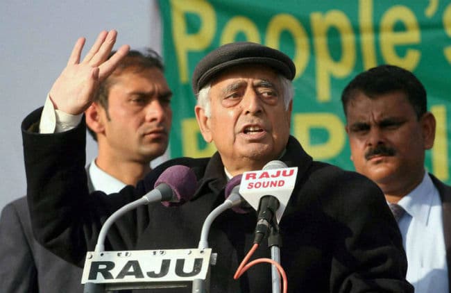 आलम की रिहाई से टूट जायेगा भाजपा-पीडीपी गठबंधन ?