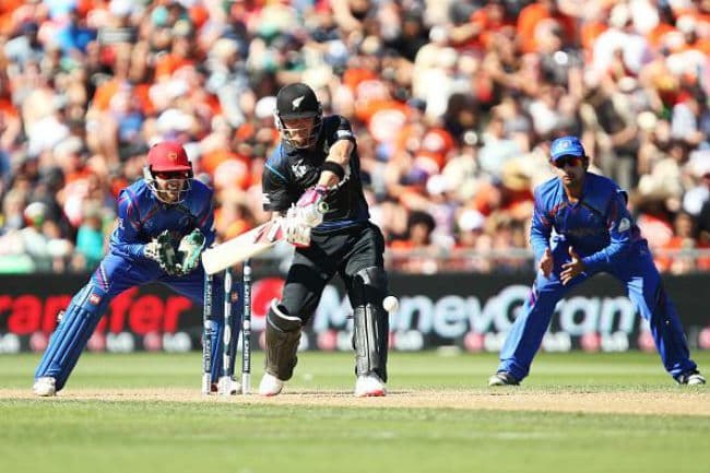 न्यूजीलैंड ने अफगानिस्तान को छह विकेट से हराया