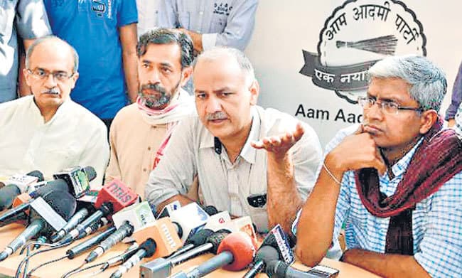 अन्य पार्टियों की राह पर चलती ‘आप’