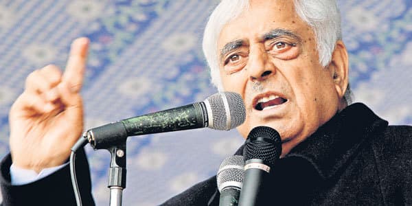 यह देशभक्ति की राजनीति है या..