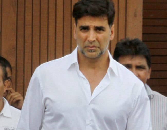 अक्षय की फिल्म ''मैं गब्बर'' का नाम बदला, रखा ''गब्बर इज बैक''