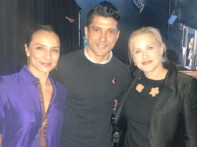 फरहान अख्तर ने दी  ''महिला सशक्तिकरण'' कार्यक्रम में प्रस्तुति