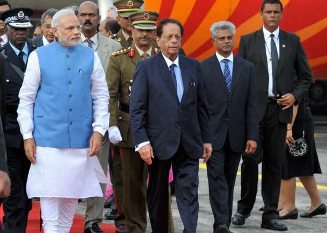 मॉरीशस पहुंचे प्रधानमंत्री मोदी, इसके बाद जाएंगे श्रीलंका