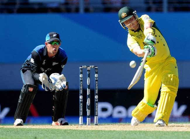 ह्यूज की मौत से भयभीत ऑस्ट्रेलियाई खिलाडियों ने आजमाया नया हेलमेट