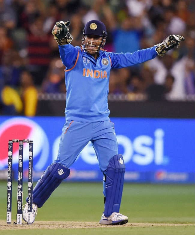 धौनी ने की रोहित की तारीफ, कहा ओपनिंग करवाने से निखरी प्रतिभा