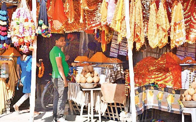 कल 11.36 से 12.24 तक कलश स्थापना का मुहूर्त