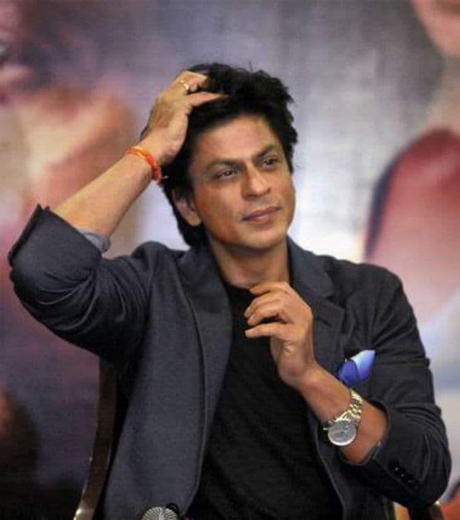 किंग खान के खिलाफ बाल आयोग ने FIR  दर्ज करने का दिया आदेश