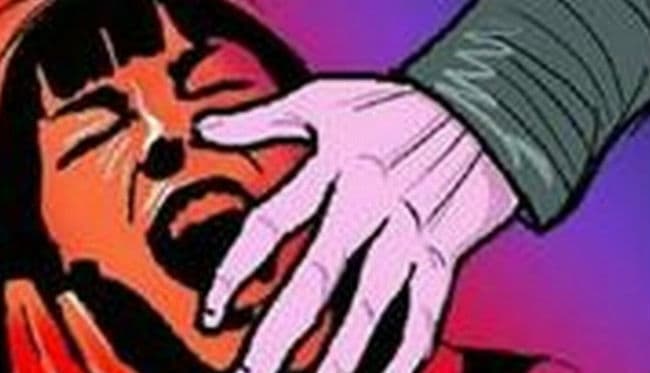 पश्चिम बंगाल में तीन वर्षीय बच्ची के साथ बलात्कार