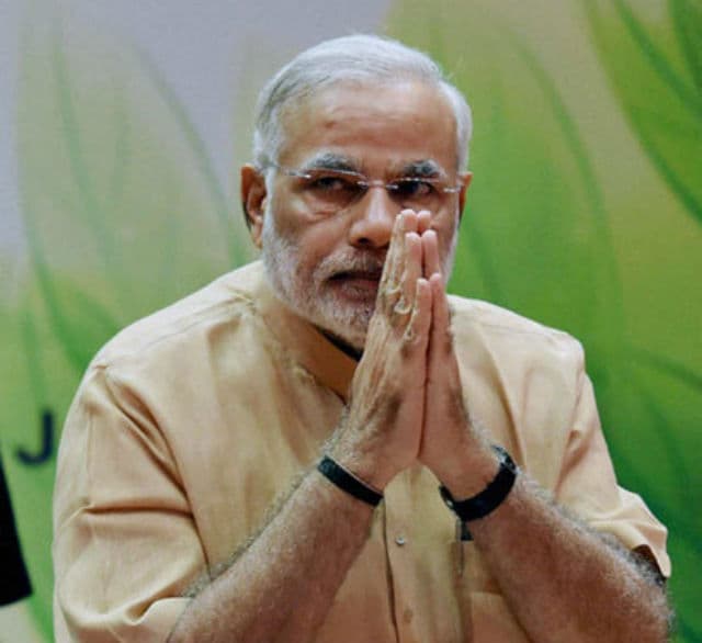 सोशल मीडिया पर भी मोदी ने दी शहीदों को श्रद्धांजलि