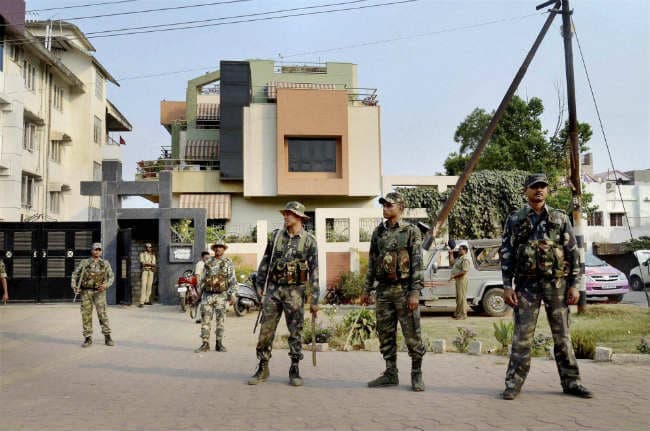 हार के बाद कप्‍तान धौनी के घर के बाहर सुरक्षा बढ़ायी गयी