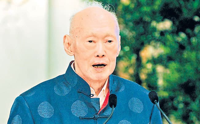 सिंगापुर के सिंह पुरुष ली कुआन यू