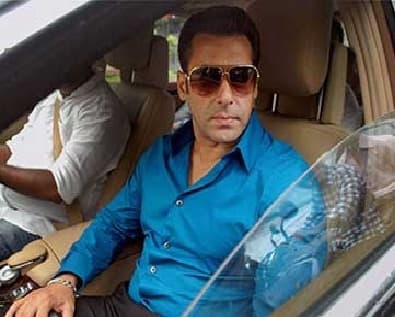 हिट एंड रन मामला : सलमान के ड्राइवर ने कोर्ट में दिया बयान, कहा, ''मैं चला रहा था गाड़ी''