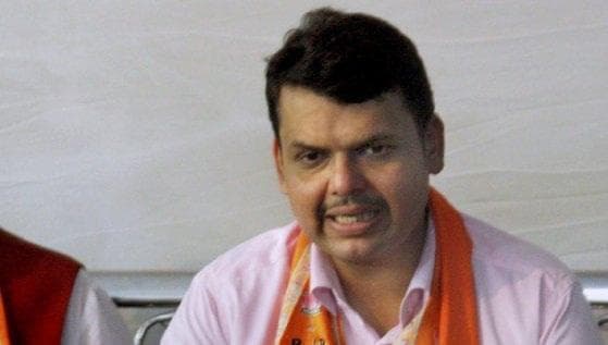 गिरिराज के सोनिया विरोधी बयान को फडणवीस ने किया नामंजूर