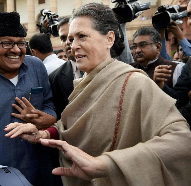 जल्द लौटेंगे राहुल गांधी: सोनिया