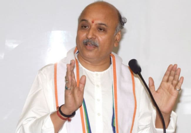 विहिप कार्यकर्ताओं को हिरासत में लिया जाना हिन्दू विरोधी कार्य : प्रवीण तोगडिया