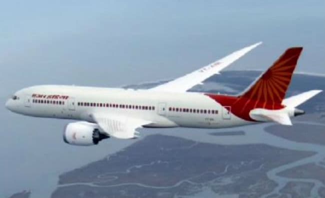 हिन्दी में उद्घोषणा करने वाले पायलटों को पुरस्कृत करेगी एयर इंडिया