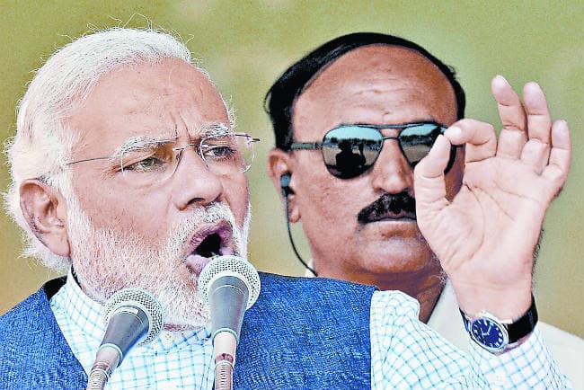 क्या दलीय स्वार्थ देश से बड़े हो गये हैं?