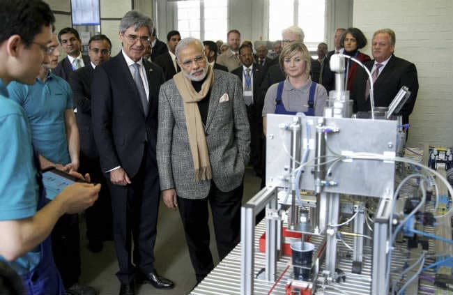 जर्मनी में बोले मोदी, धर्मनिरपेक्षता की राह में बाधा नहीं बनेगी संस्कृत