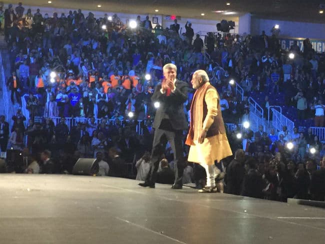 टोरंटो में नरेंद्र मोदी ने कहा, भारत में लाना चाहता हूं ''चतुरंगी क्रांति''