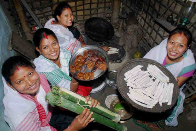 आइए, इंडियन प्रीमियर लीग के साथ ले रोहित राइडर और चेन्नई सुपर एक्सप्रेस डिश का मजा