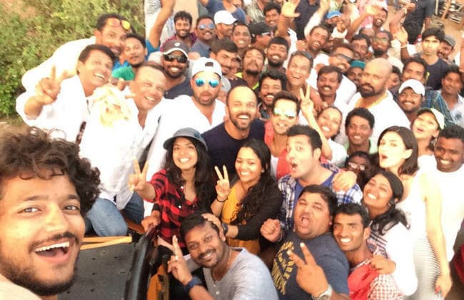 वरुण गोवा में कर रहे हैं ''दिलवाले'' की शूटिंग