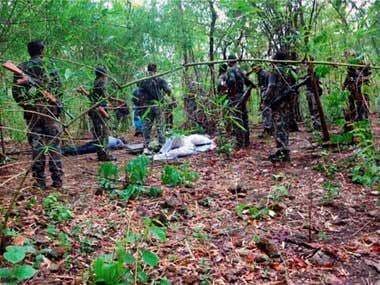 केंद्र ने नक्सलियों के खिलाफ कडी कार्रवाई के निर्देश दिये