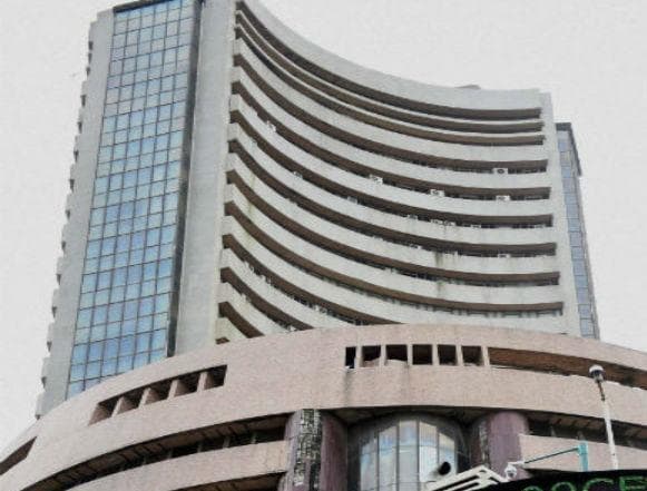 556 अंक लुढ़का सेंसेक्‍स, निफ्टी में 1.83 फीसदी की गिरावट