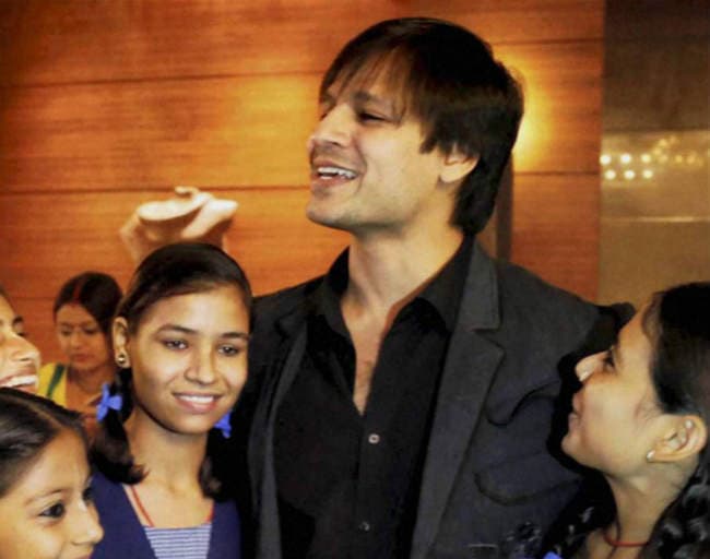 विवेक ओबेराय के घर आई नन्ही परी