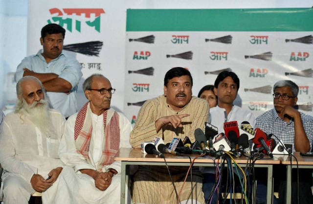 ''आप'' ने प्रेस कॉफ्रेंस करके कहा, गजेंद्र सिंह का बलिदान खाली नहीं जायेगा