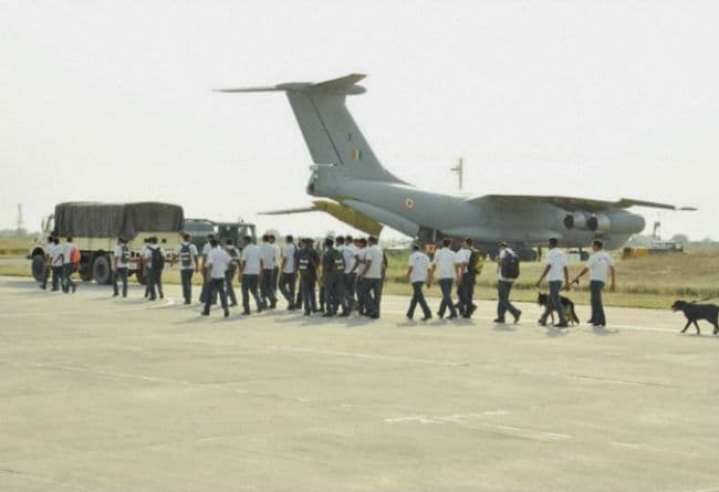नेपाल में जलजला : जानें भूकंप के बाद भारत के अलावे किन देशों ने दी सहायता