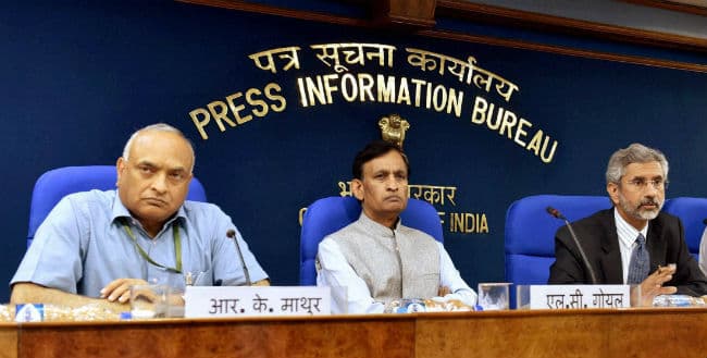 भूकंप के लिए NDMA का राष्ट्रीय हेल्पलाइन नं. 1078 शुरू, अबतक 5400 भारतीय नेपाल से निकाले गए