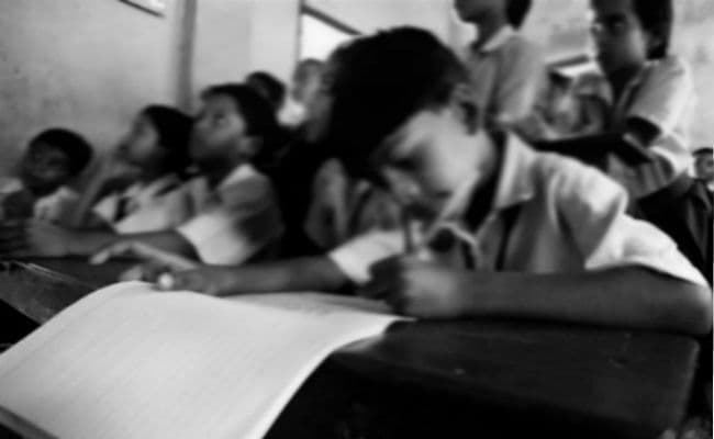 शिक्षा, अभिभावक और सरकार