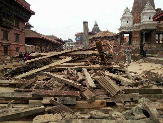 भूकंप में जीवित बचने के बाद 82 घंटे तक फंसे रहे व्यक्ति को पीना पडा मूत्र