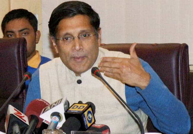 आंकडों के मुद्दे को सुलझाने के लिए सुब्रह्मण्यम की अध्यक्षता में समिति गठित