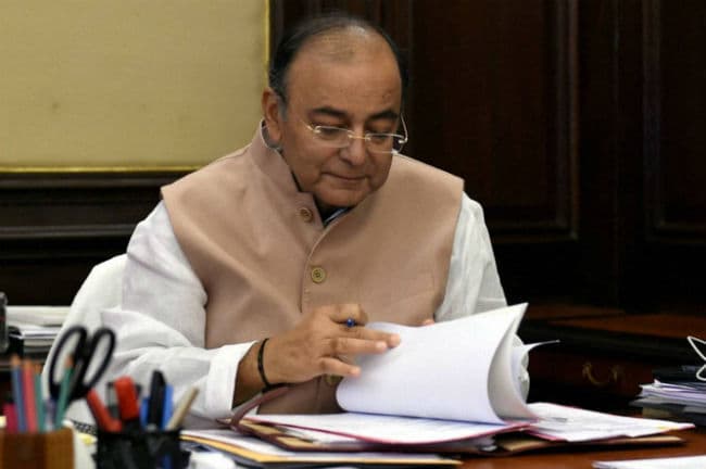 अरुण जेटली एडीबी की बैठक के लिए कल जाएंगे अजरबैजान